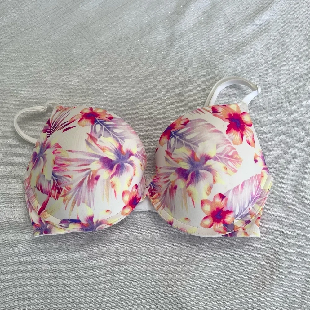 PINK By Victoria's Secret Floral Everyday Lightly Lined Bra In Floral Fun, 32D